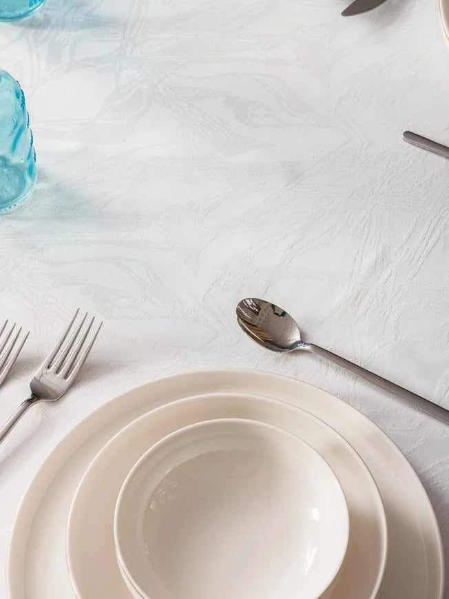 Cotton Box Jacquard Tablecloth – Lavinia Beyaz (155x160 cm)