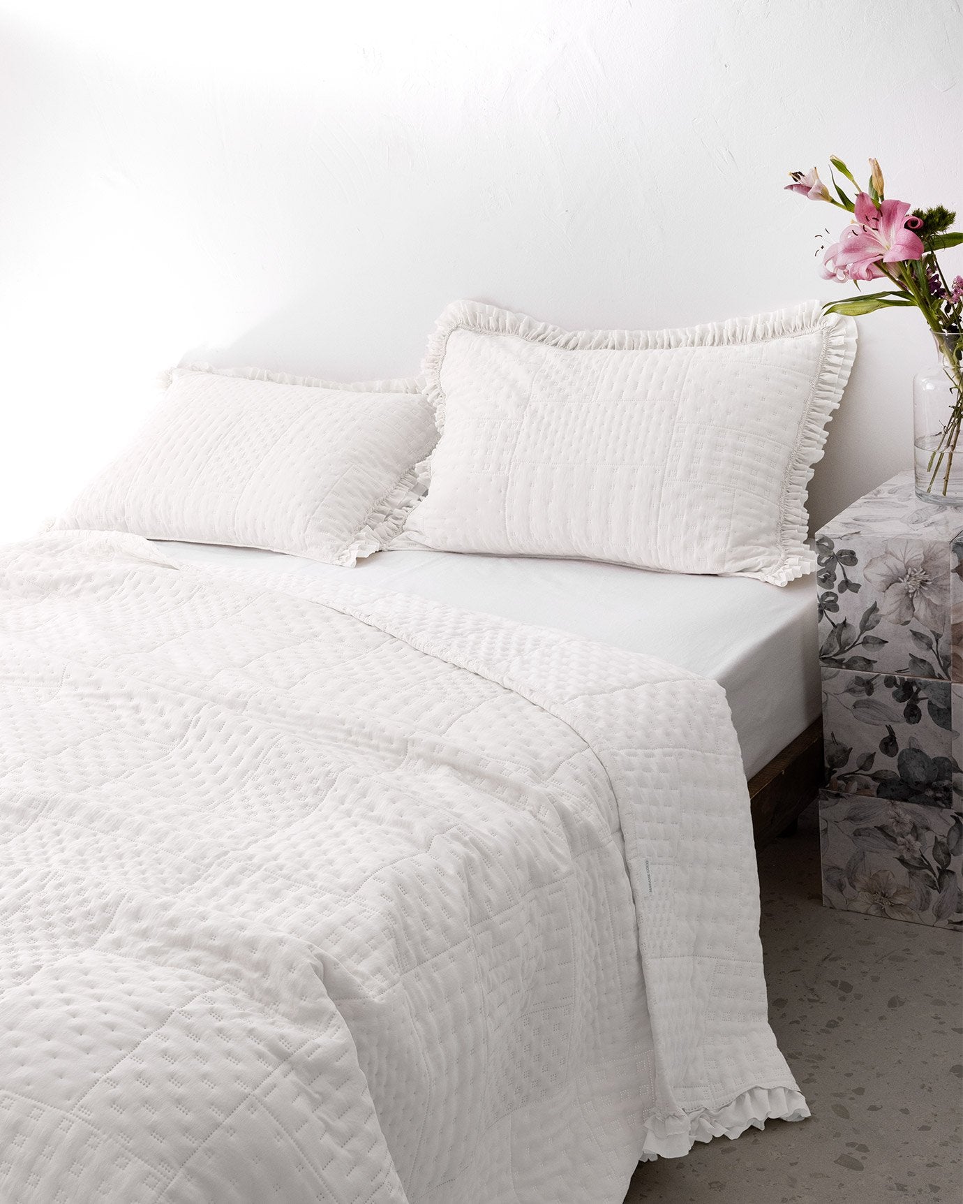 MADAME COCO Medus Double Bedspread – White