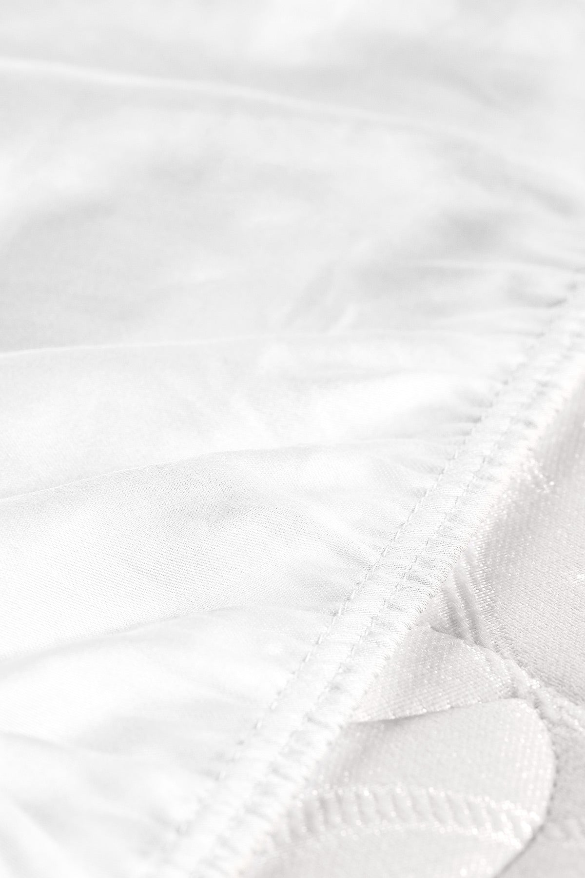 Madame Coco Luxury Collection Cotton Satin Fitted Sheet – White 160×200 cm, 35 cm Height