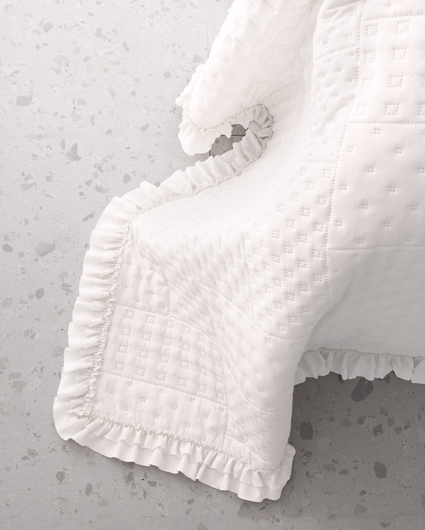 MADAME COCO Medus Double Bedspread – White