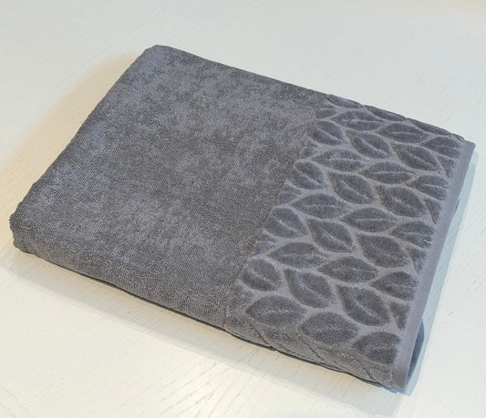 Nurpak Cotton Terry Jacquard rätik 90×150 cm – pehme minimalistlik lehemotiiv