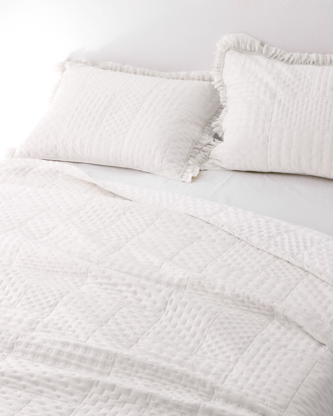 MADAME COCO Medus Double Bedspread – White