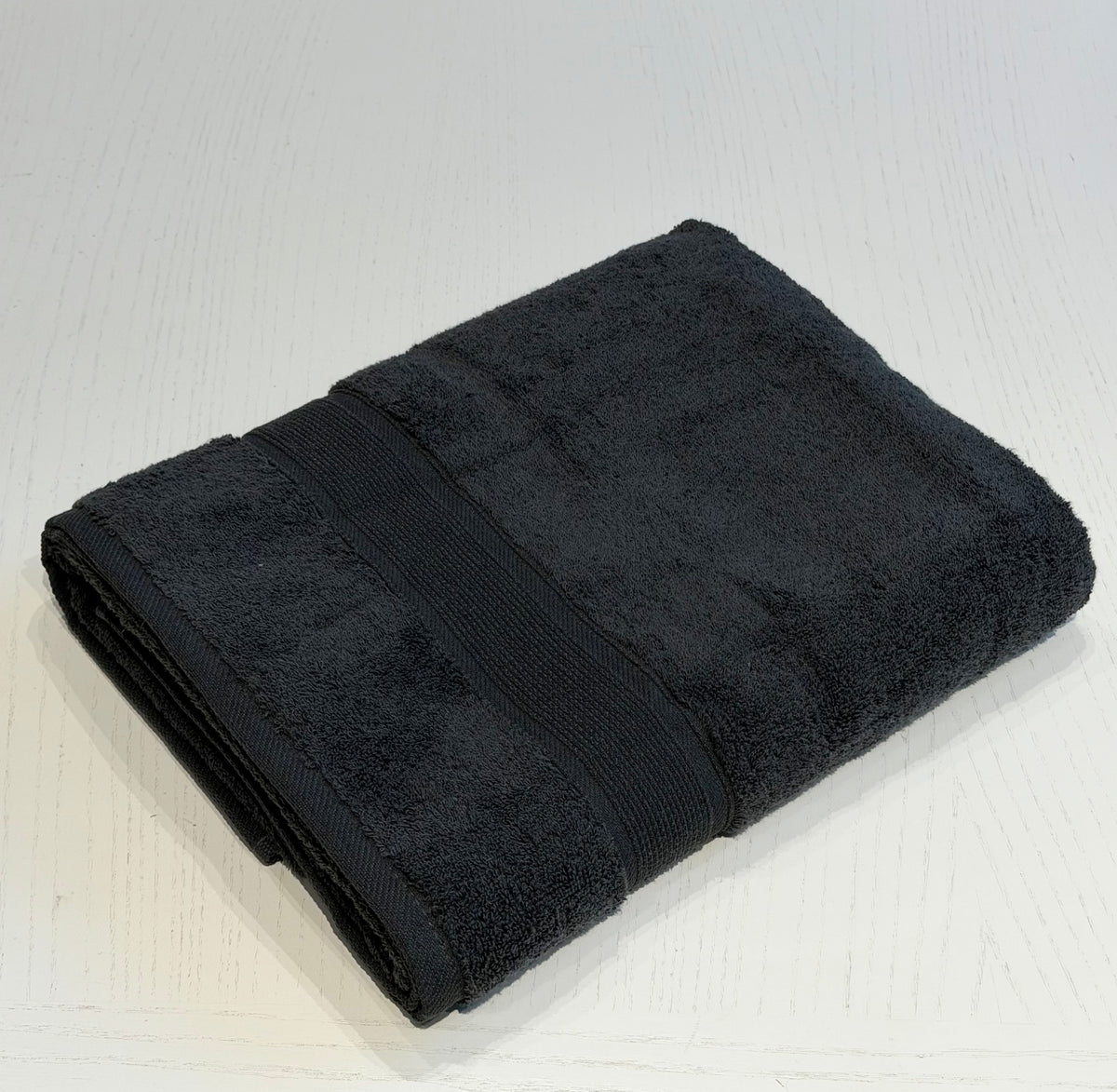 Bath Towel 70 × 140 cm – Dark Grey