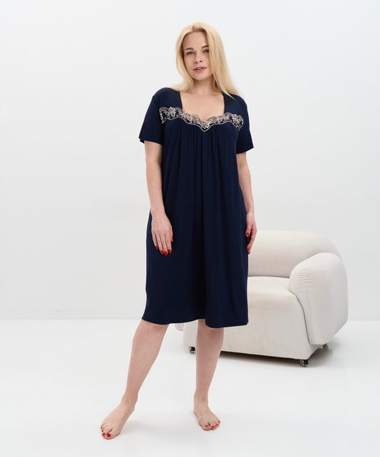 Вискозная женская сорочка Plus Size - кружево по декольте